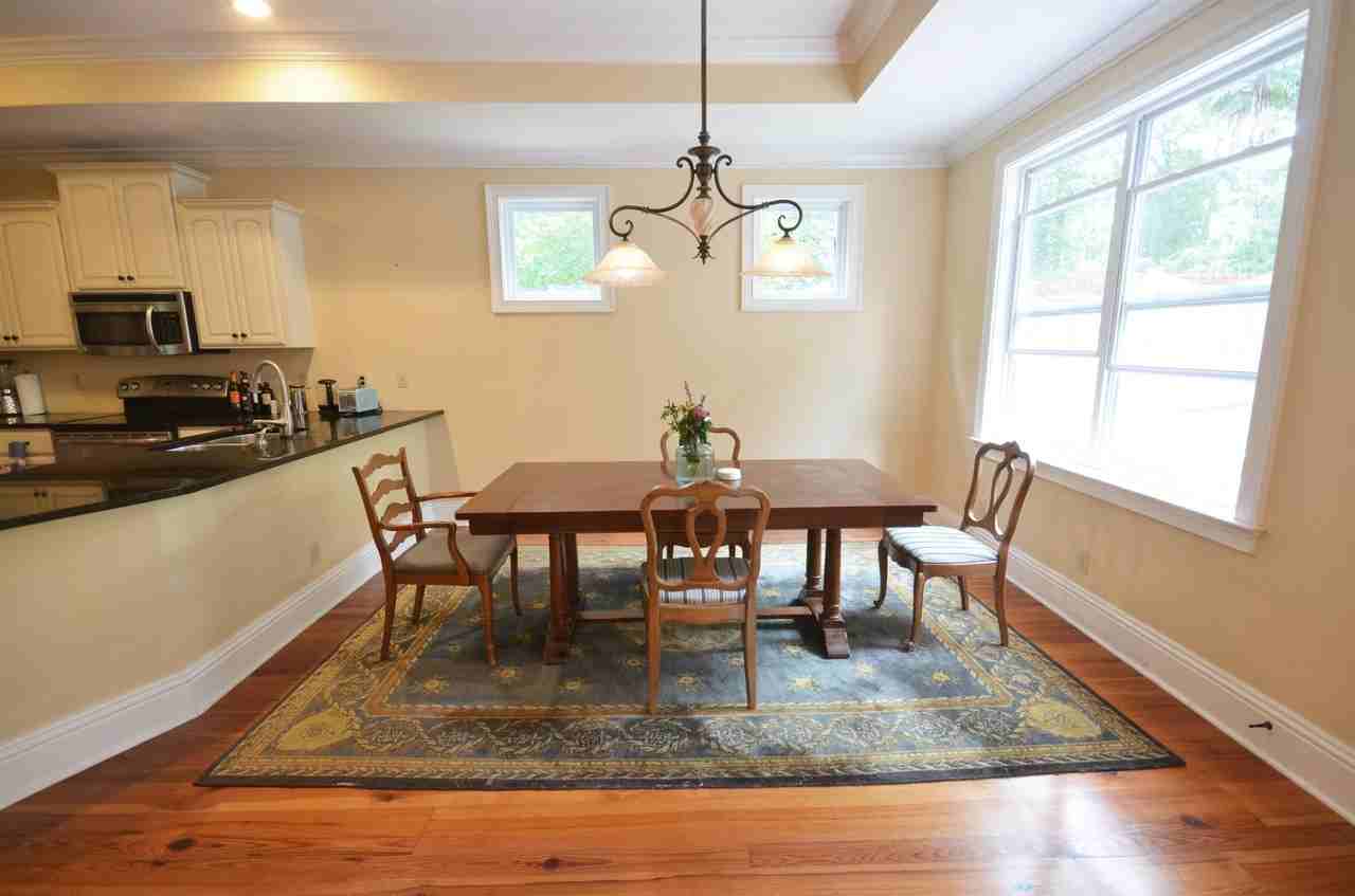 2204 Altoona Dr - Photo 5 of 16