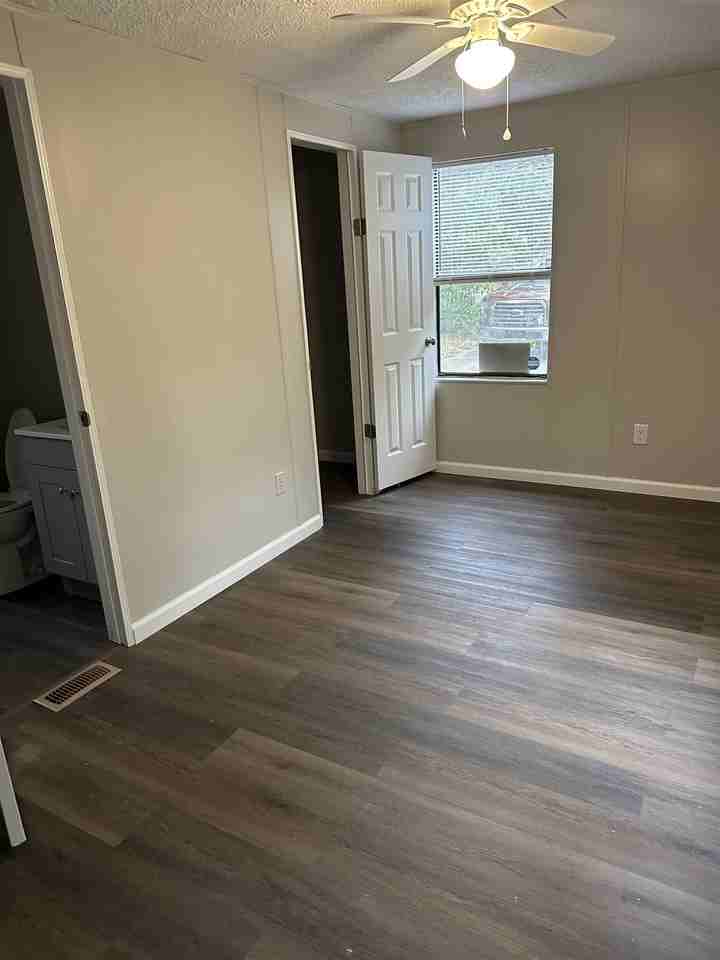 1658 Rankin Ave - Photo 6 of 8