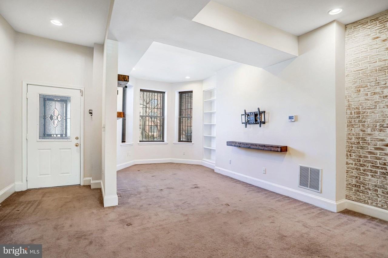 12 Rhode Island Ave Nw - Photo 4 of 50