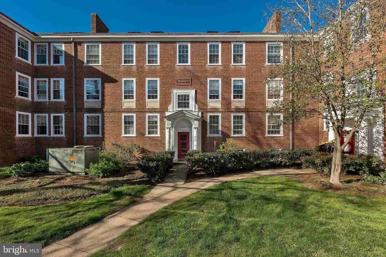 3888 Porter St Nw Apt A343 - Photo 5 of 23