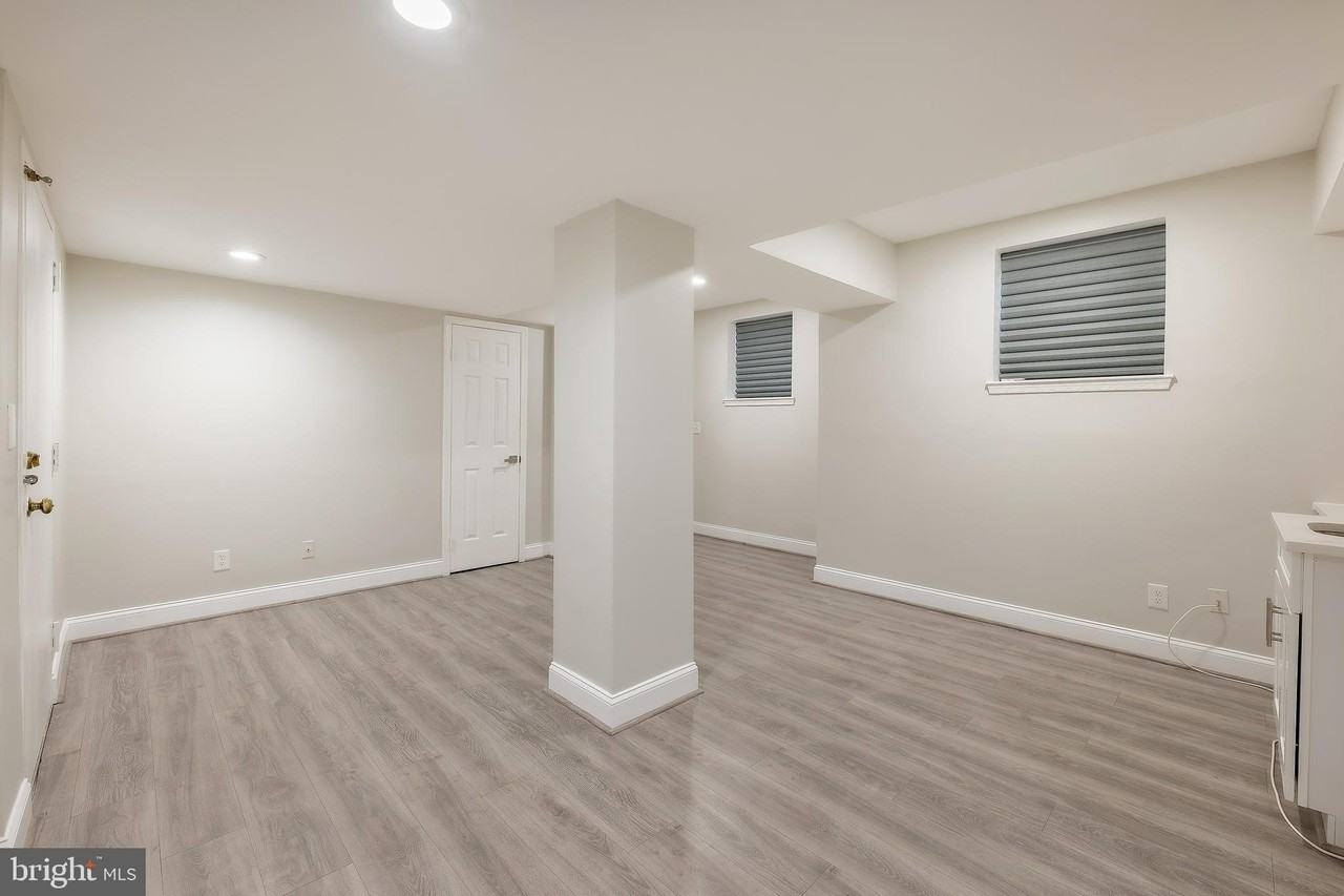 3888 Porter St Nw Apt A343 - Photo 6 of 23