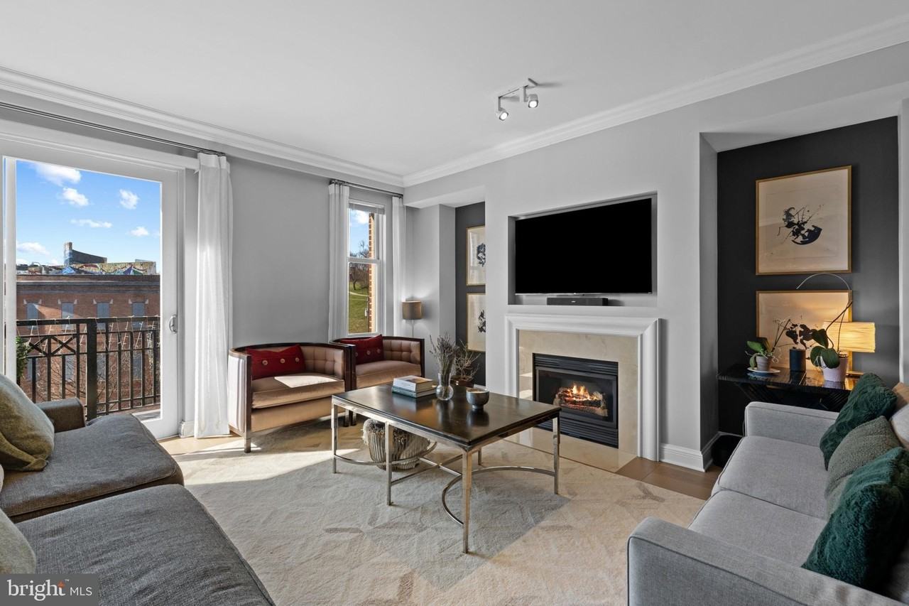 801 Key Hwy #T70 - Photo 7 of 38