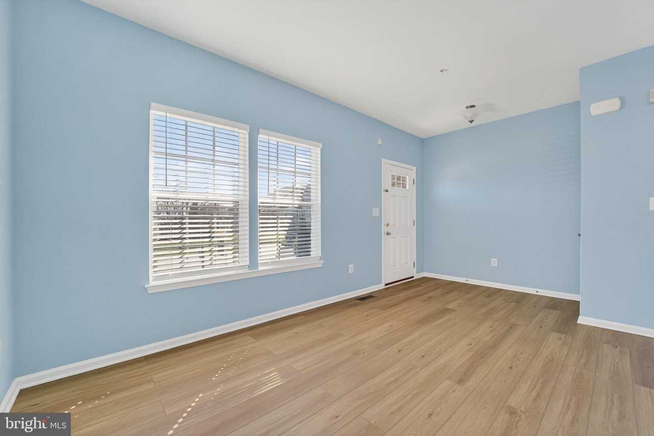 8419 Jacqueline Ct - Photo 3 of 30