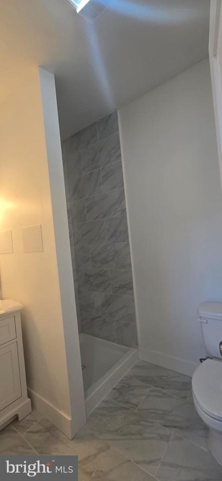 705 Hyde Rd - Photo 6 of 14