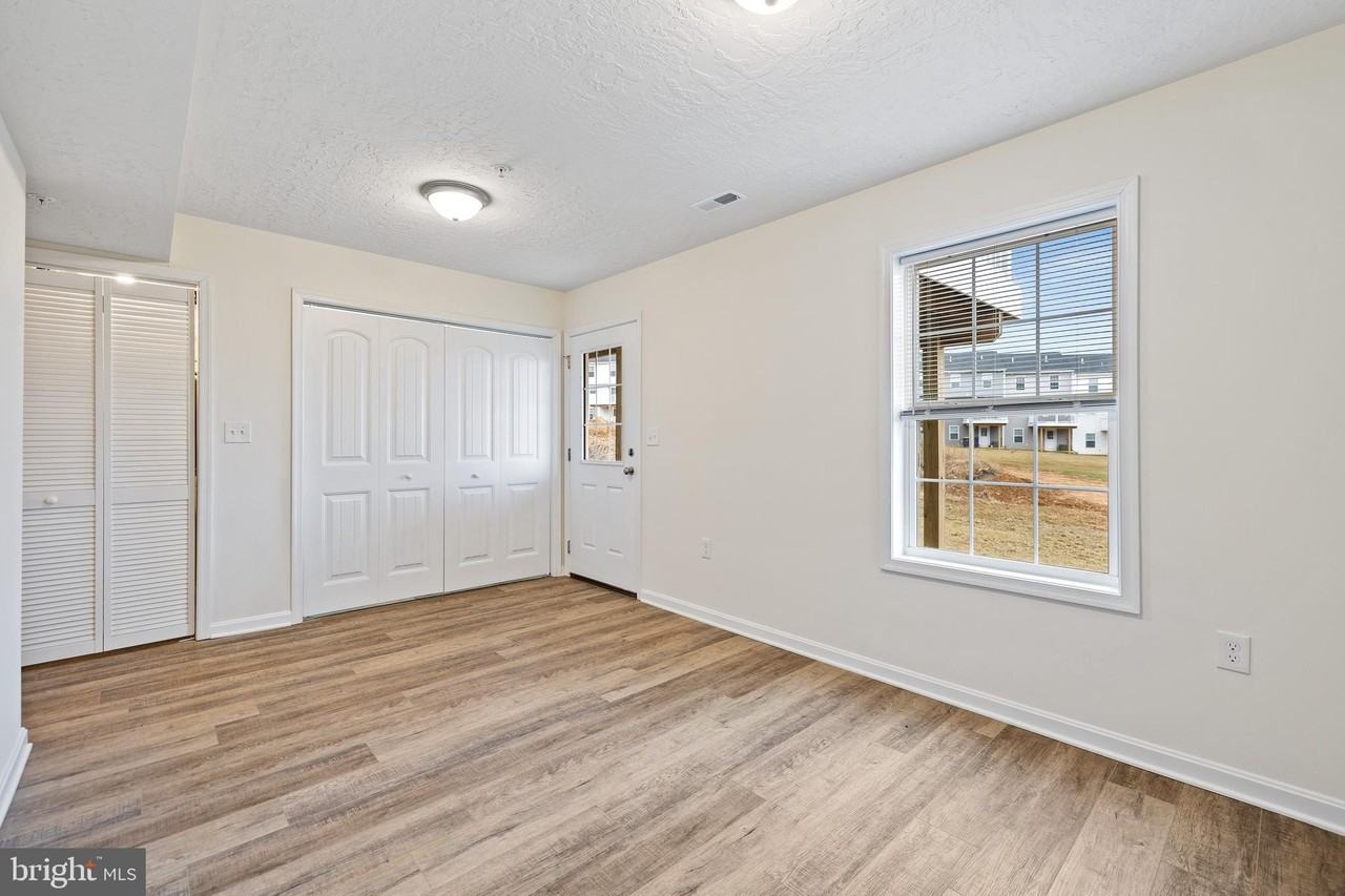 87 Penstock Ln - Photo 6 of 22