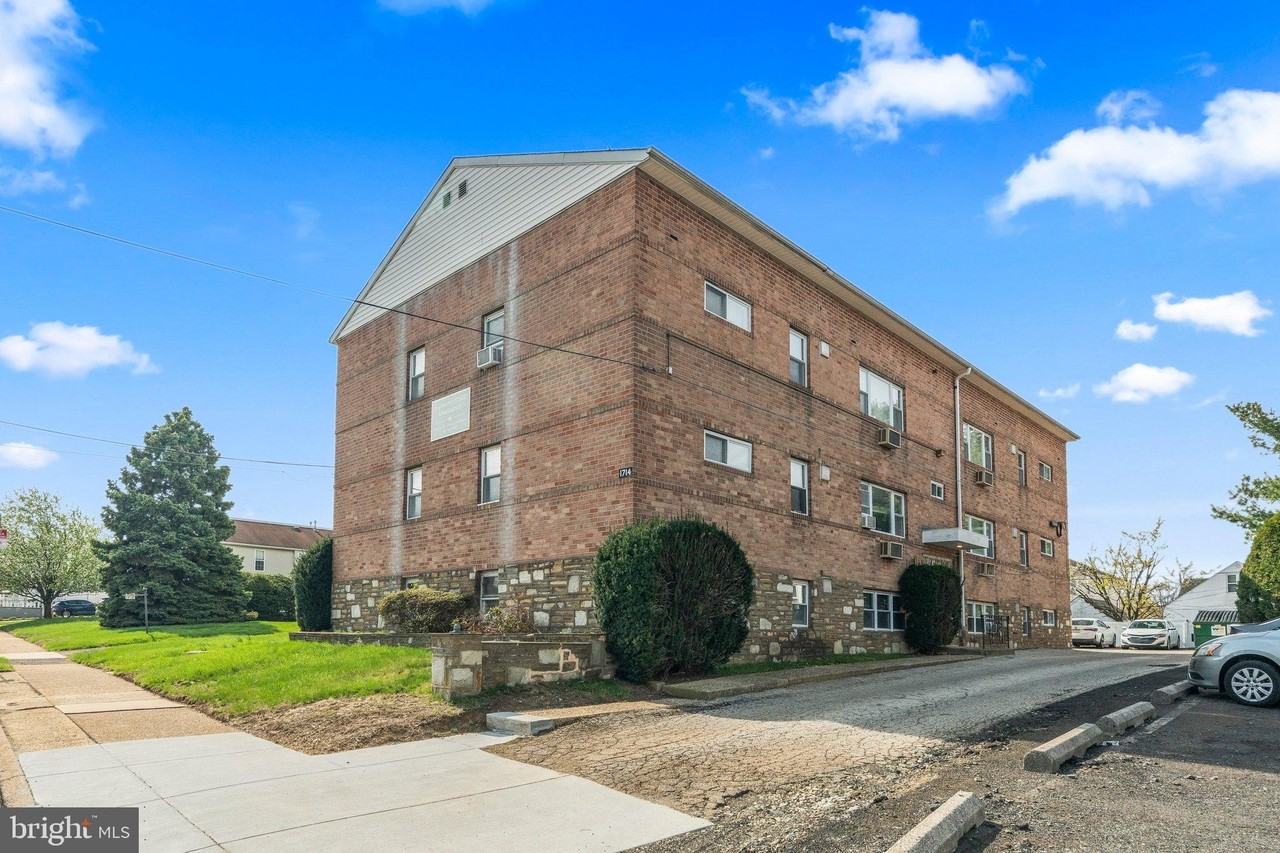 1714 Rhawn St Apt 2a - Photo 2 of 25