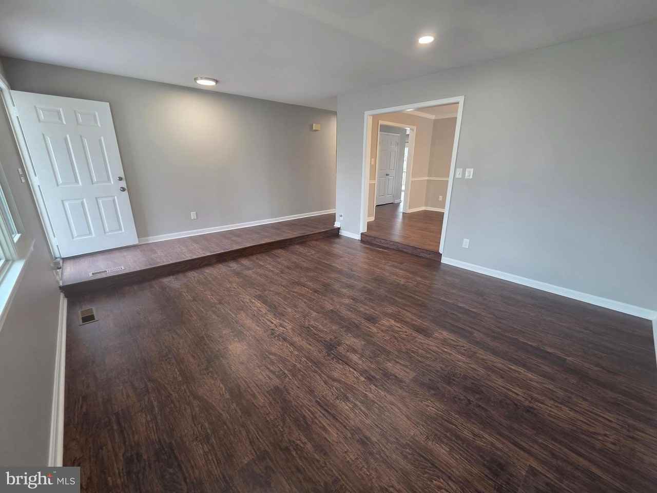 2220 Cedar Mill Ct - Photo 3 of 48