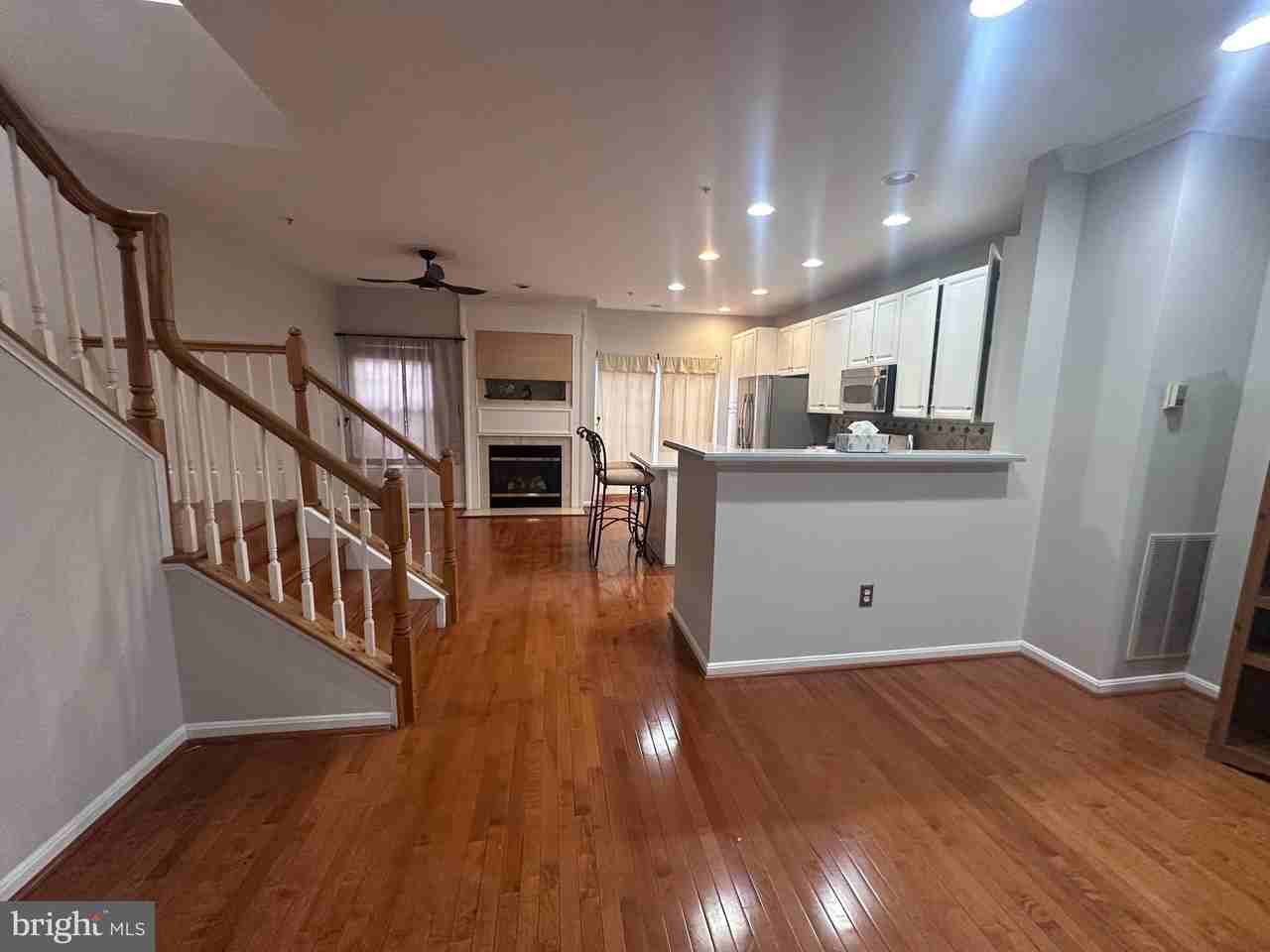 6493 Powatan Knoll Ct - Photo 4 of 31