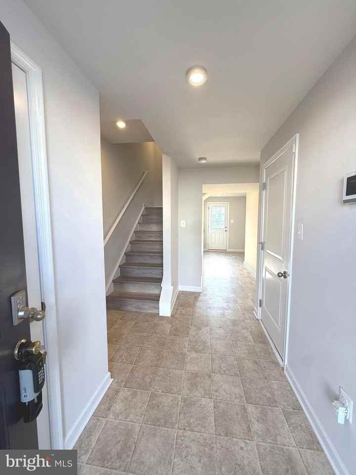 63 Ogunquit Dr - Photo 7 of 31