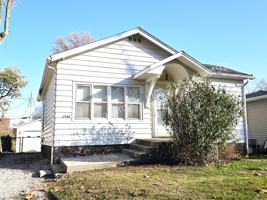 featured image of 2544 Yale Blvd