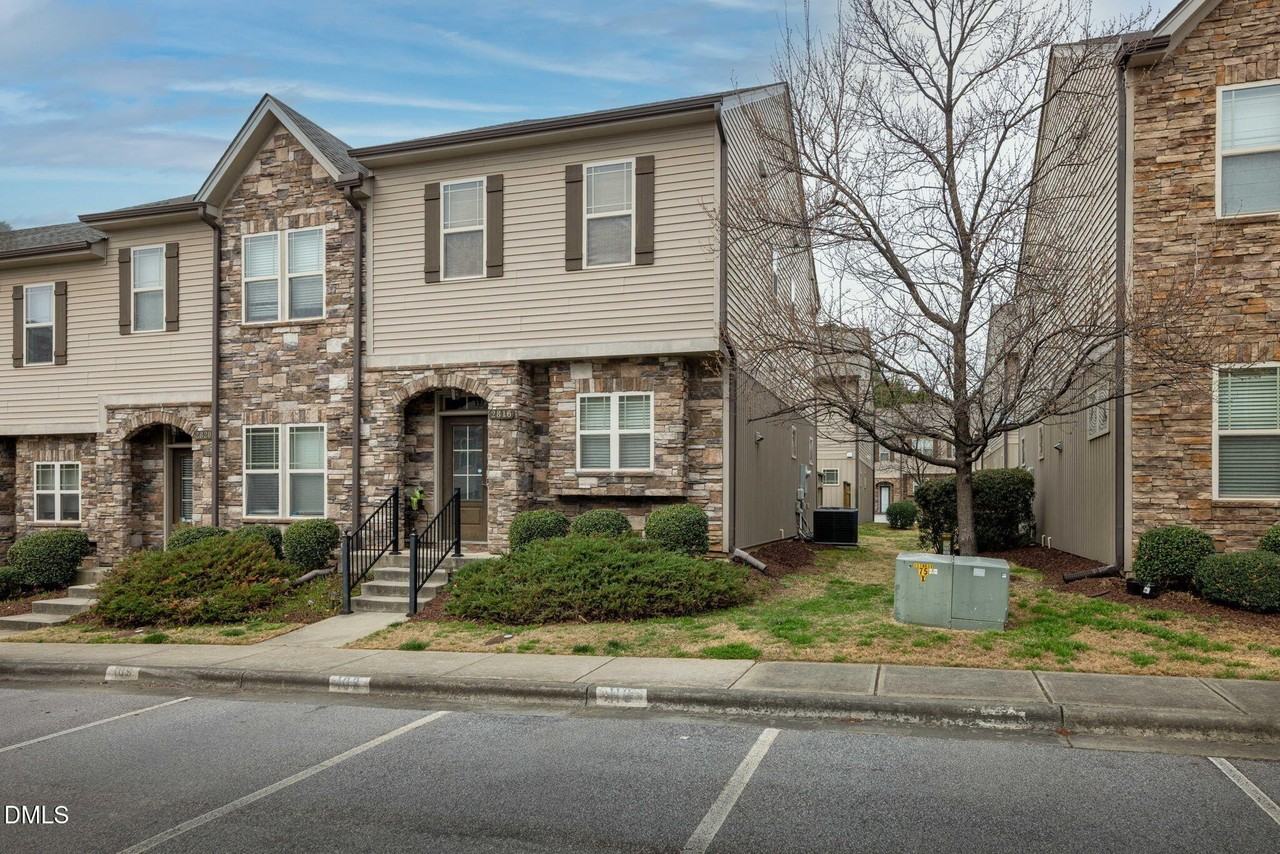 2816 Piedmont River Way - Photo 7 of 50