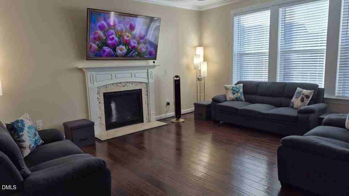 701 Tree Green Ln - Photo 5 of 31