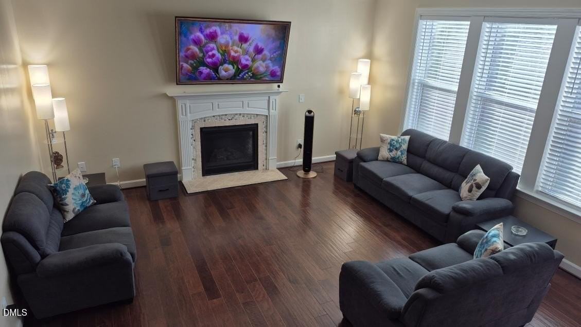 701 Tree Green Ln - Photo 7 of 31