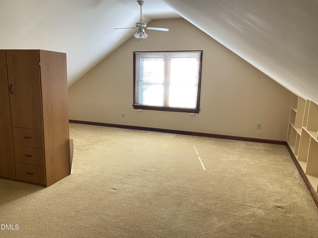 5 Trump Ct - Photo 5 of 26