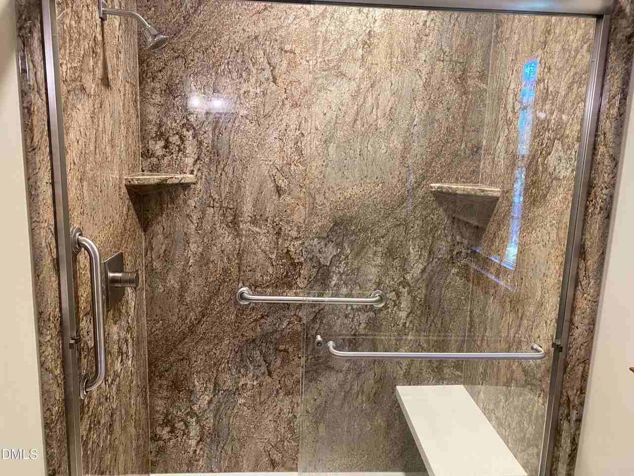 5 Trump Ct - Photo 7 of 26