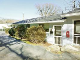 featured image of 529 Hillsborough St Apt G2