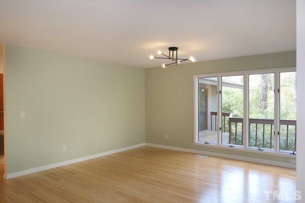 630 Bayberry Dr - Photo 6 of 31