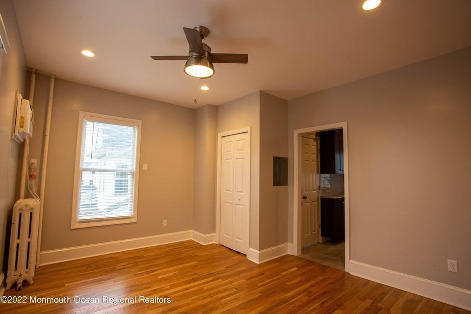 6 3rd Ave - Photo 2 of 4