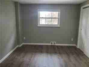 333 1/2 Garfield Ave - Photo 7 of 48