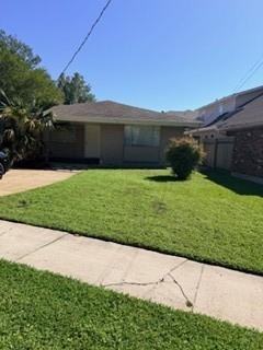 4332 Avron Blvd - Photo 2 of 12