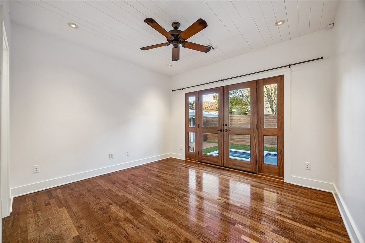 6036 Feagan St - Photo 4 of 35