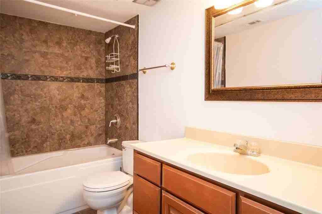 2425 Holly Hall St - Photo 6 of 8