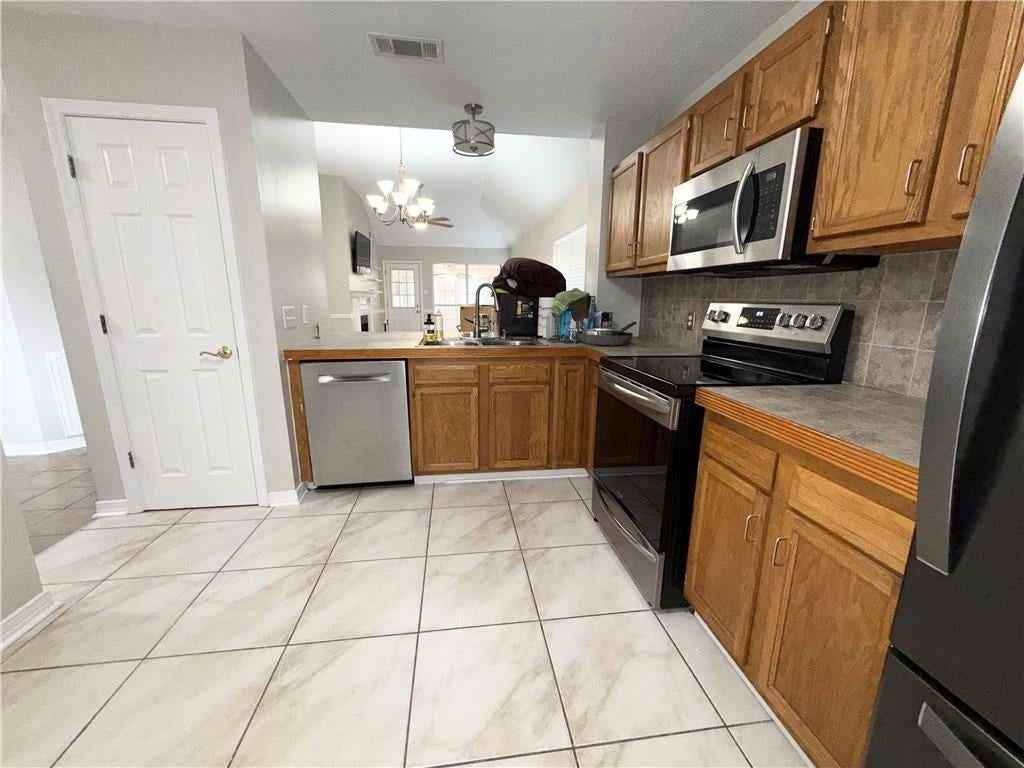 1170 Rose Meadow Loop - Photo 6 of 16