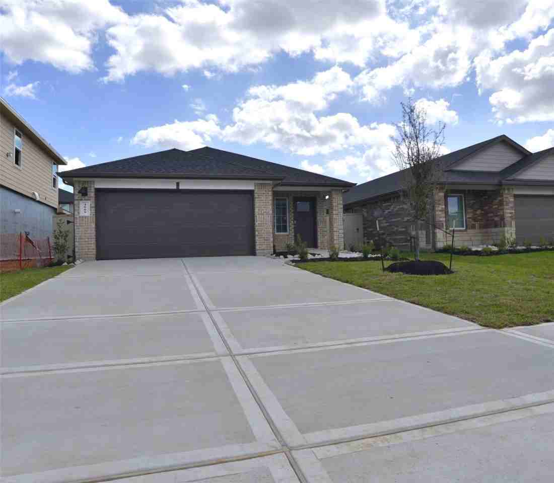 4009 Bronco Station Ln - Photo 2 of 22