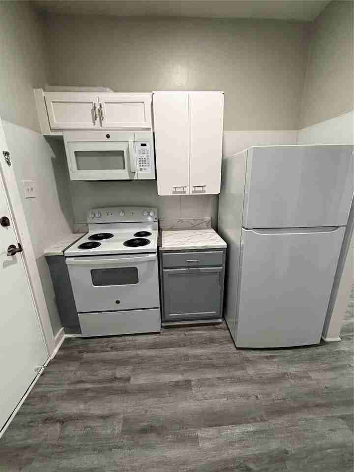 4125 Avenue M Rear - Photo 3 of 21