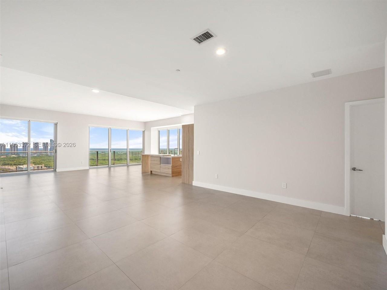 NE 164th St & W Dixie Hwy - Photo 6 of 22