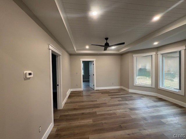 69 Syracuse St - Photo 4 of 6