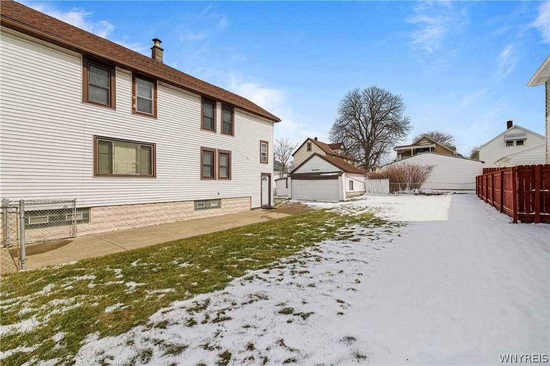 129 Woodell Ave - Photo 4 of 21