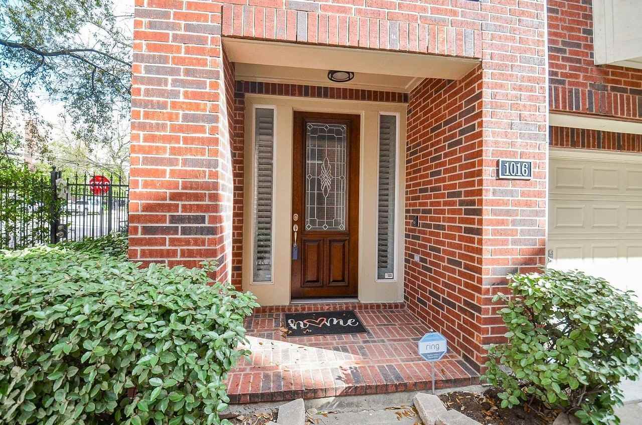 1016 Studer St - Photo 2 of 29