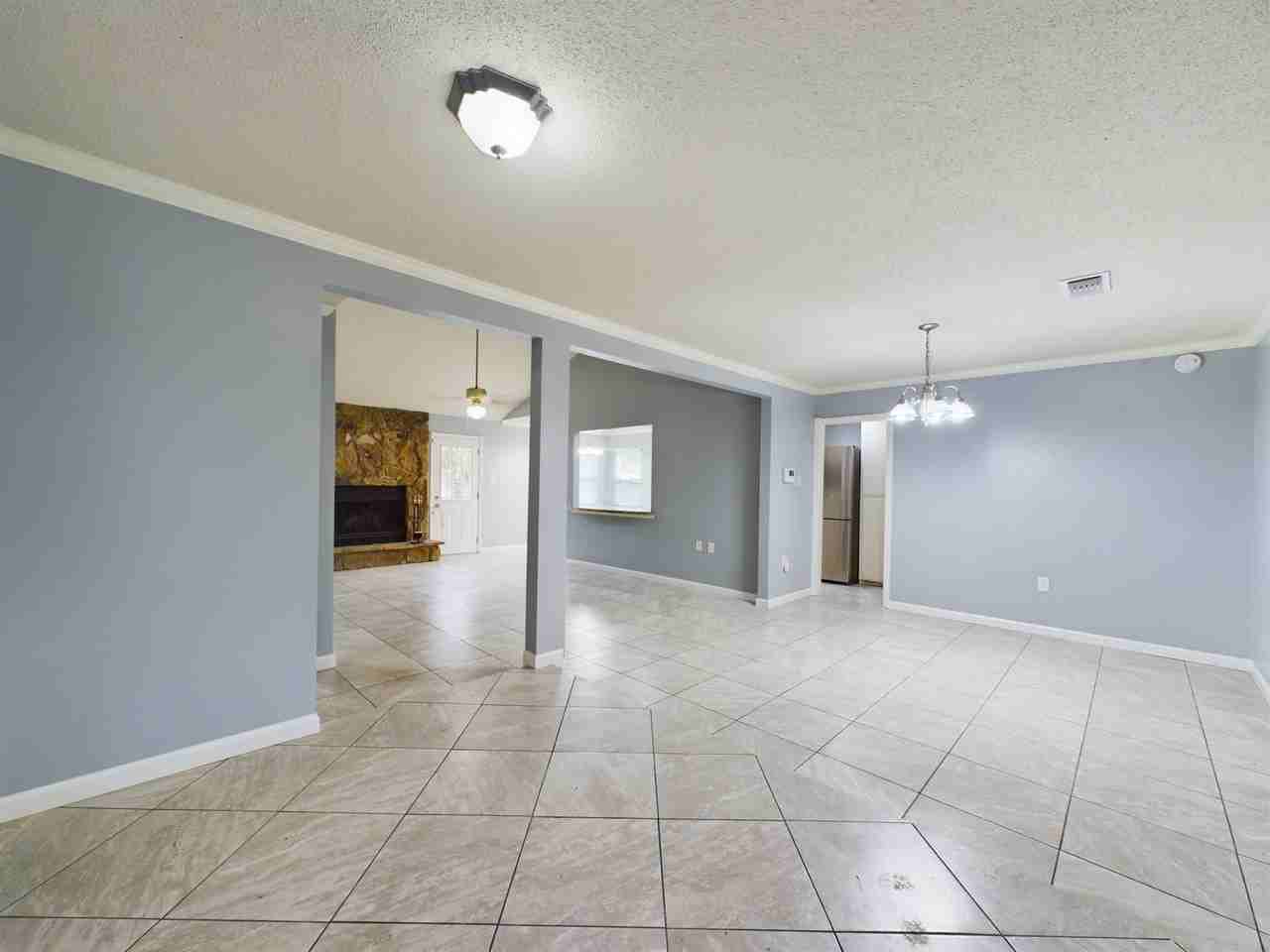 11522 Sagegrove Ln - Photo 6 of 29