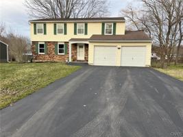 featured image of 10 Echodale Ave