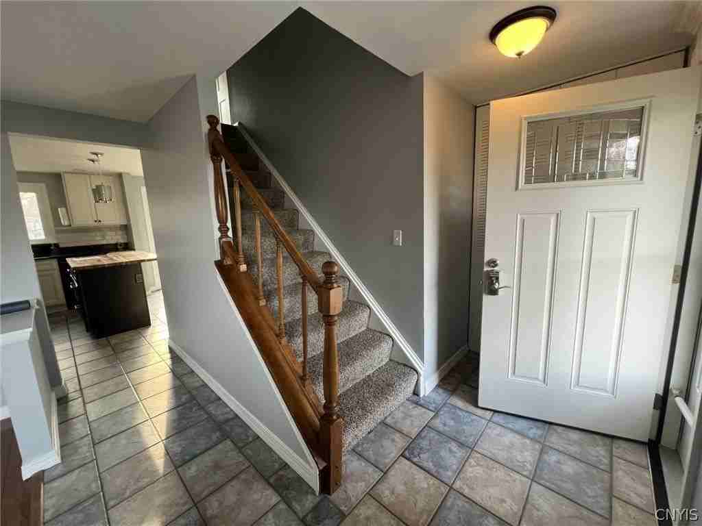 10 Echodale Ave - Photo 3 of 29