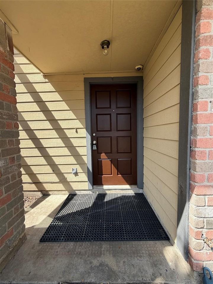 Golden Mesa Dr - Photo 2 of 14