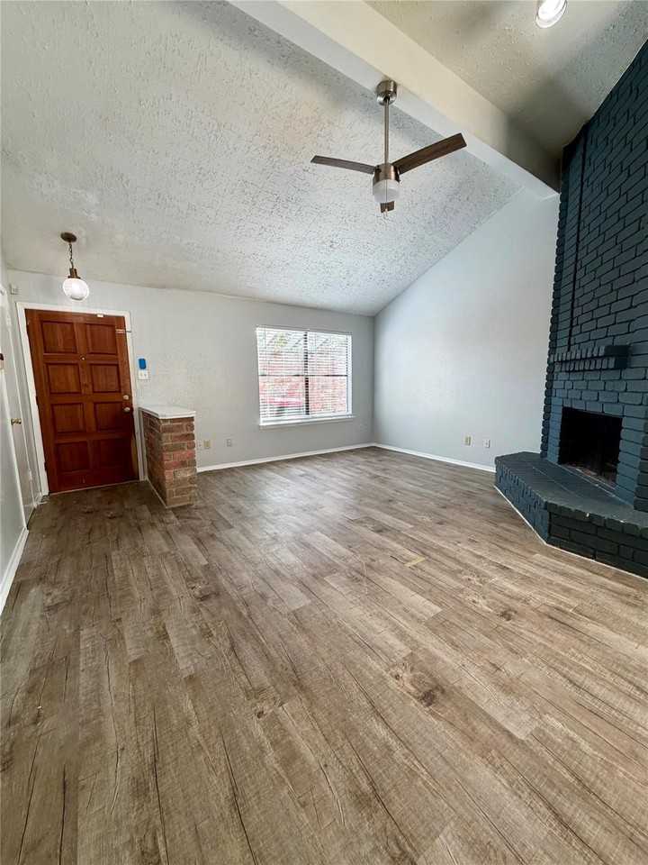 Golden Mesa Dr - Photo 4 of 14