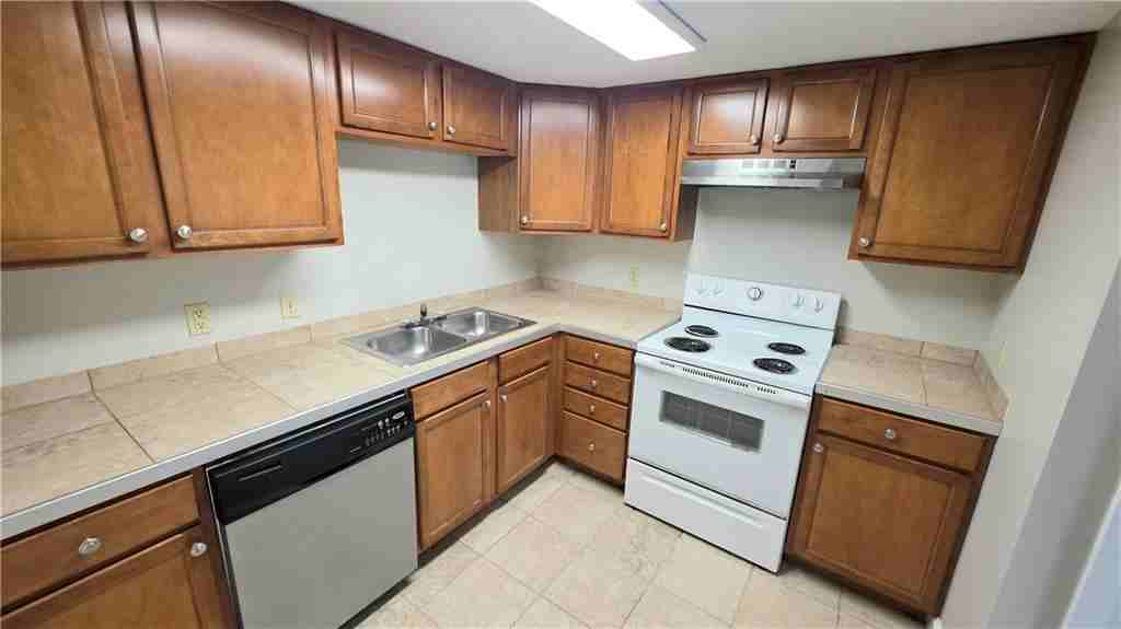 223 Melvyn Dr ##C - Photo 6 of 12