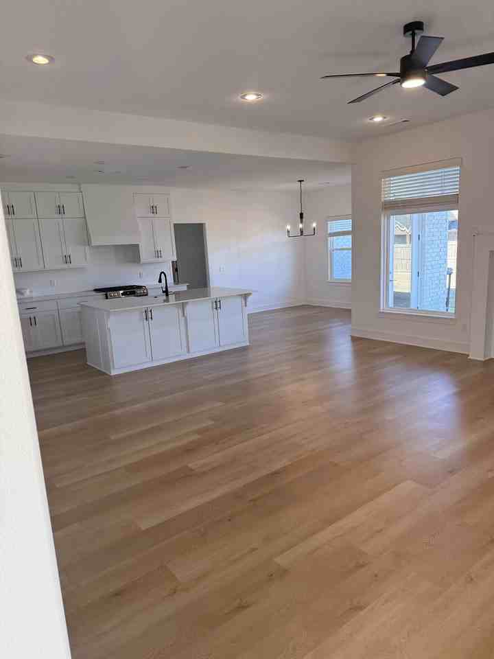 5837 Lavender Ave #1 - Photo 4 of 16