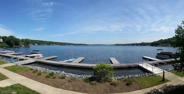 26 Catamaran Ct #1 - Photo 4 of 32