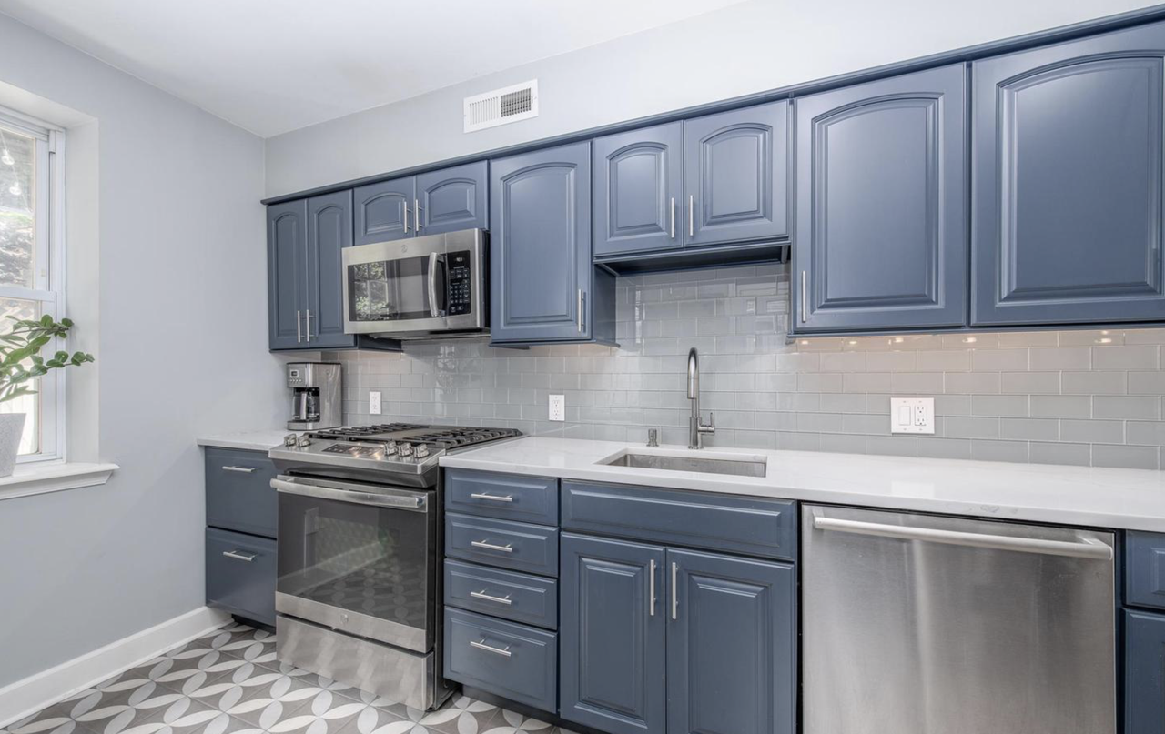 307 Gaskill St #1 - Photo 7 of 22