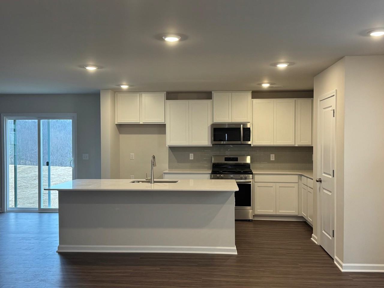 15201 Windy Plains Rd #1 - Photo 4 of 13