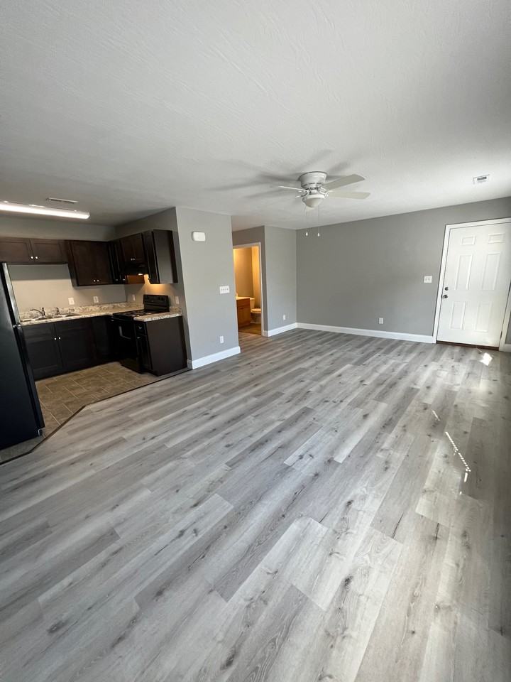 379 N Frank Denham Rd #379-1 - Photo 3 of 10