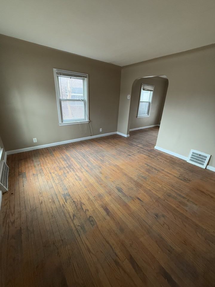 20910 Moross Rd #1 - Photo 4 of 24