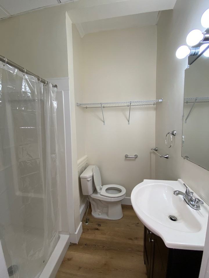 234 Broad St #1 - Photo 7 of 9