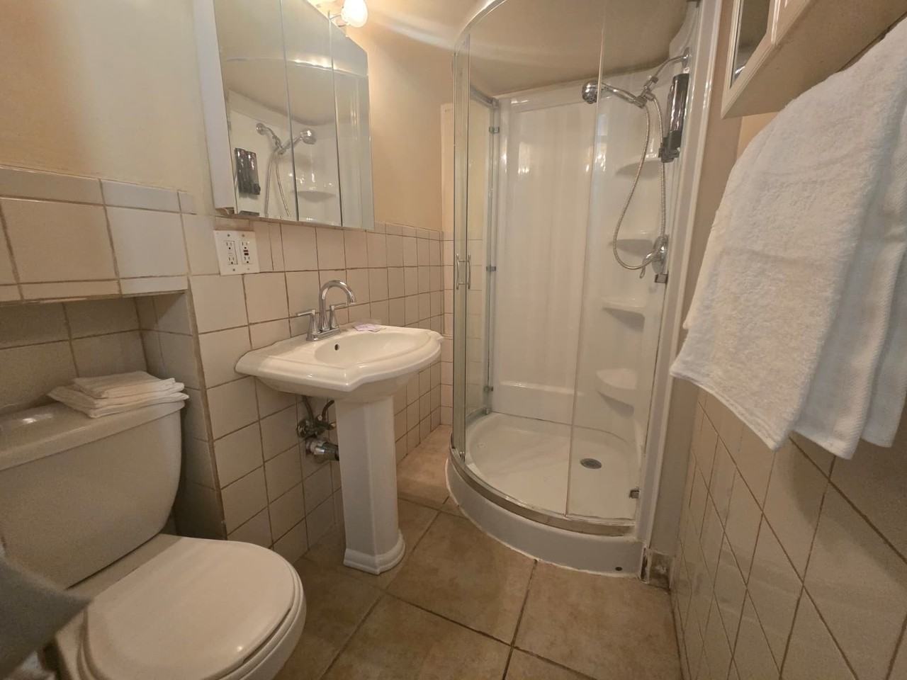 276 Emerson Ave #4 - Photo 6 of 10