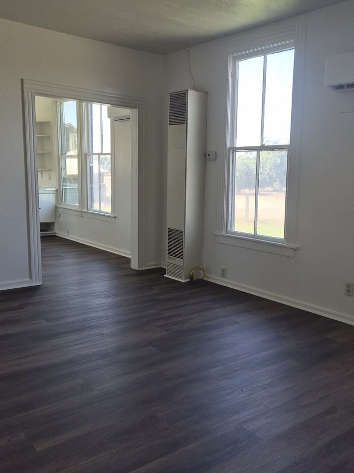 10395 Avenue 384 #1 - Photo 5 of 11