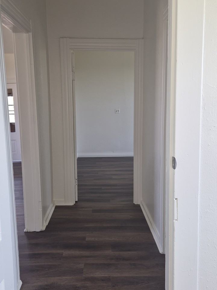 10395 Avenue 384 #1 - Photo 6 of 11