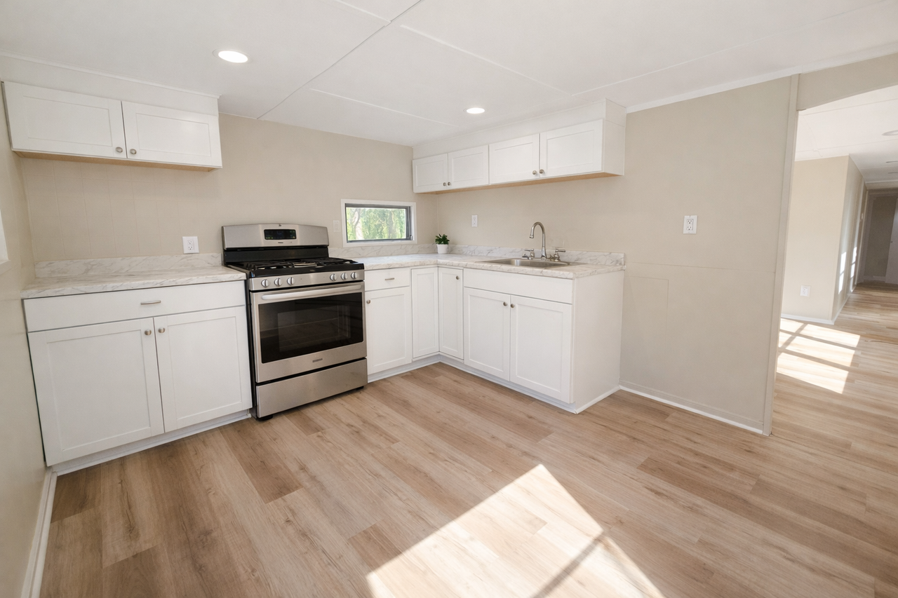 325 Southstar St #1 - Photo 4 of 6